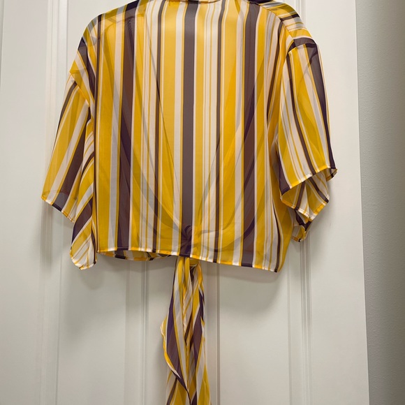 Cover - Picture 4 of 4